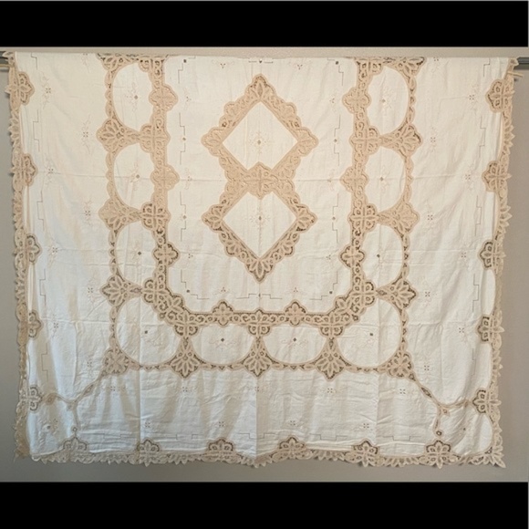 VINTAGE Hand Made Italian Embroidery Linen Cloth - Picture 2 of 6